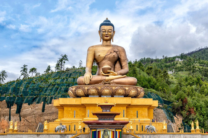 Grand Bouddha Dordenma : statue géante du Bouddha Shakyamuni